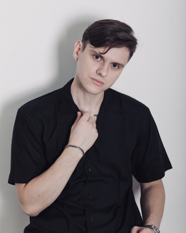 Camp collar shirt