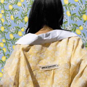 SOLAR BLOOM CROPPED SHIRT