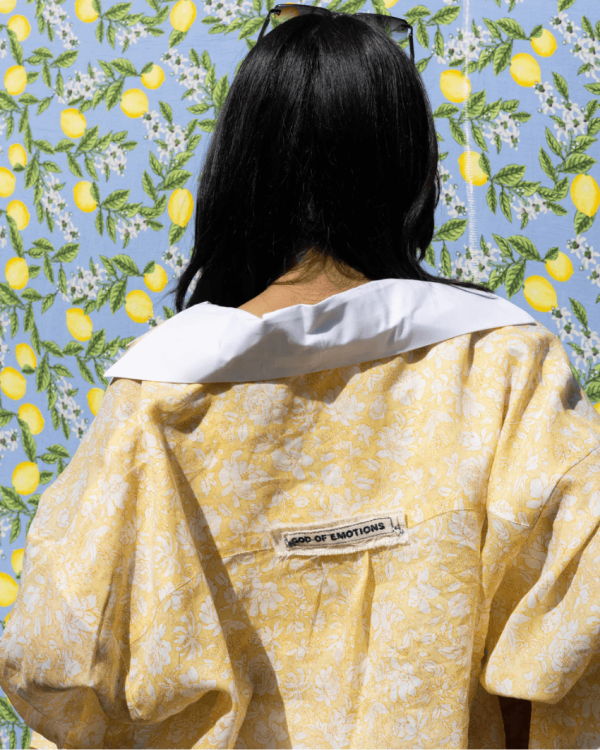 SOLAR BLOOM CROPPED SHIRT