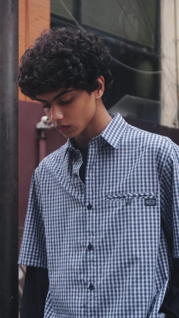 Vintage Checked Crop Shirt – Blue - Image 3