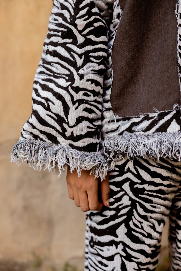 STRIPED EQUINE HANDWOVEN - JACKET - Image 5