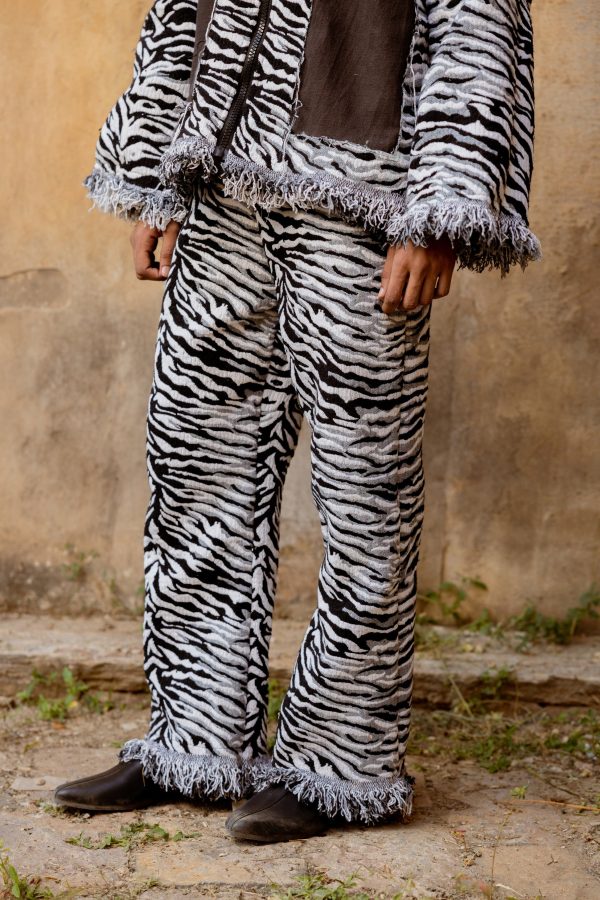 STRIPED EQUINE HANDWOVEN - JACKET - Image 2