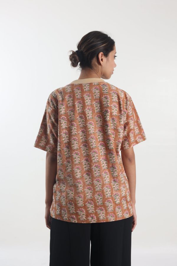 KHAKI BLOCK PRINTED - Tshirt - Image 2